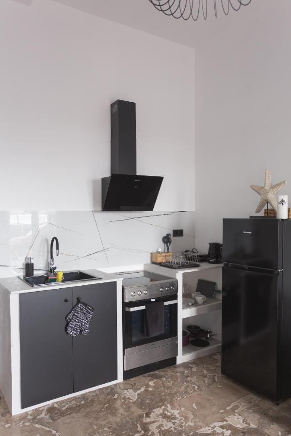 K Studios Kalamata Luaran gambar